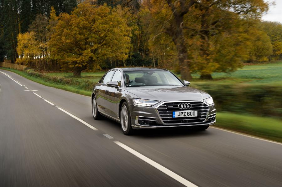  Audi A8 L 50 TDI Quattro (D5) 2017 года  (UK) (фото 10 из 40)